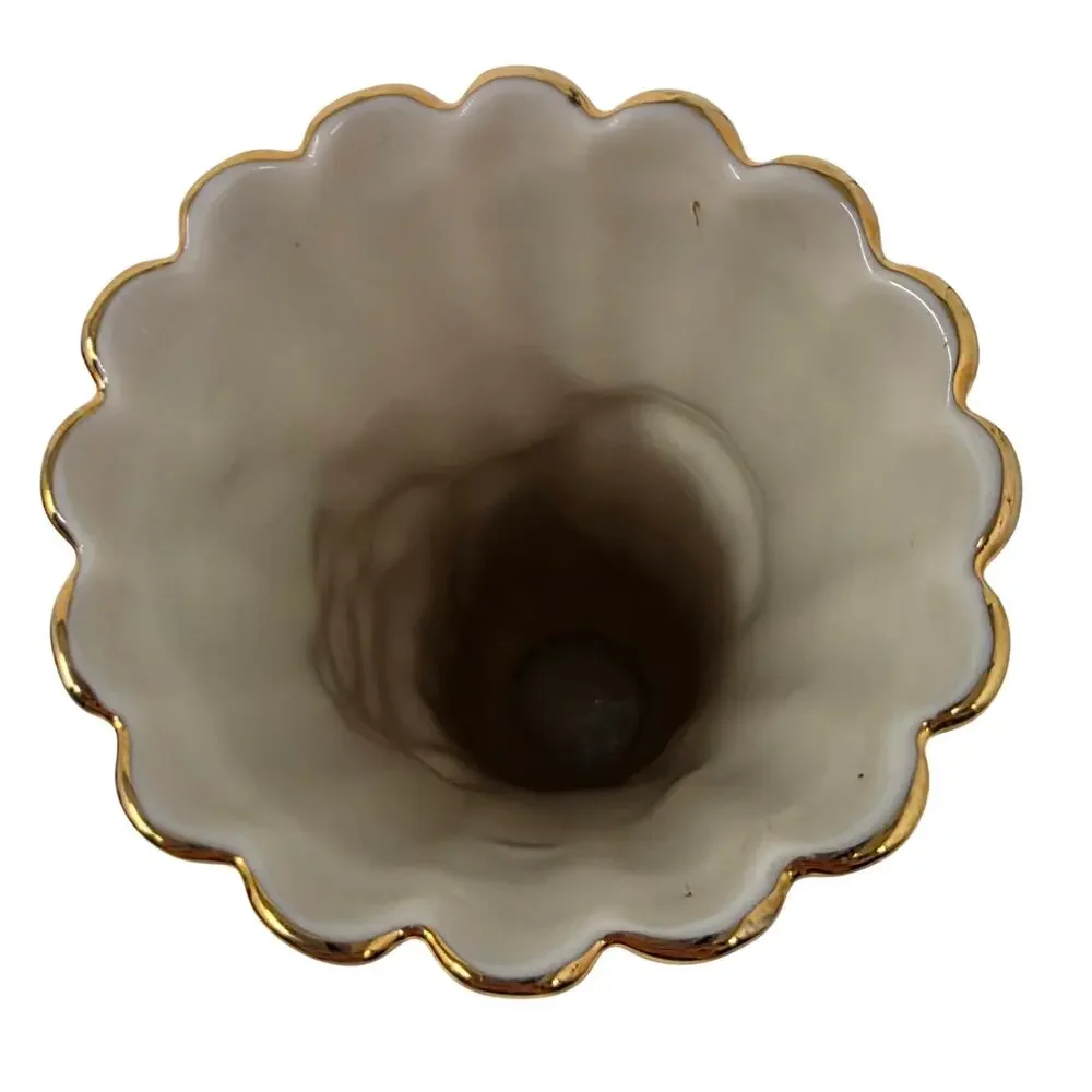 Lenox Daffodil Vase Ivory Porcelain Gold Trim Floral Bud Vase 5.5 Inch